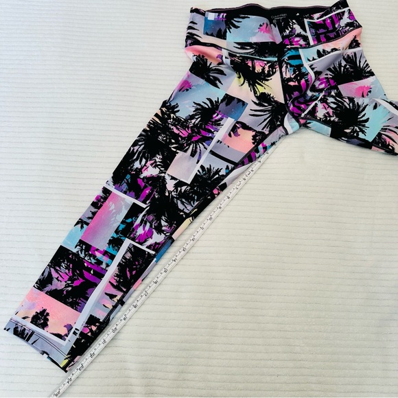 Calvin Klein Performance Leggings - Picture 5 of 9